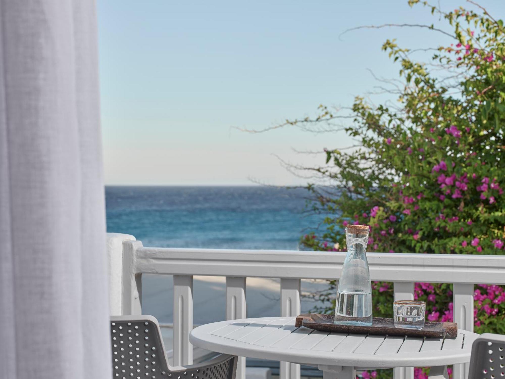 Myconian Sunrise Relais & Chateaux Hotel Agrari  Quarto foto